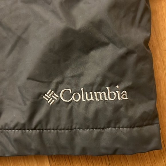 Columbia Gray Cargo Pants for Winter Sports - Picture 2 of 8